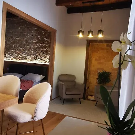 Castello Apartment